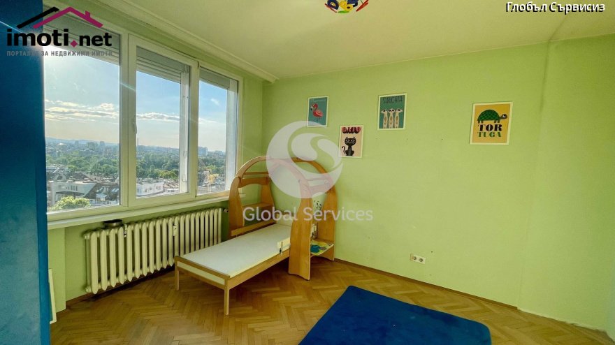 slider image
