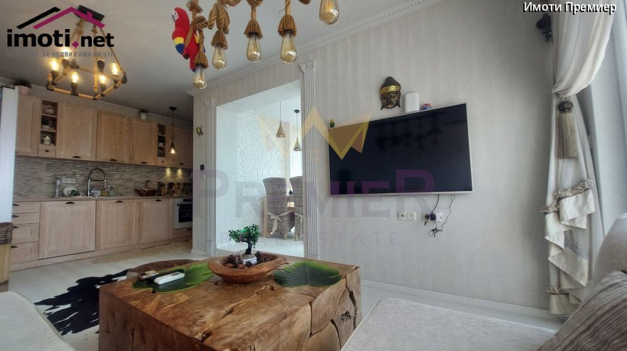 slider image