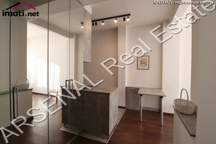 slider image