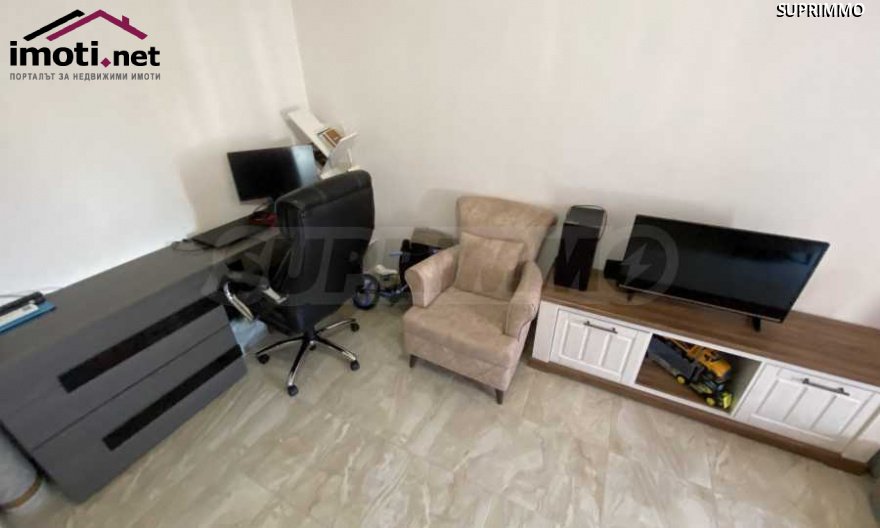 slider image