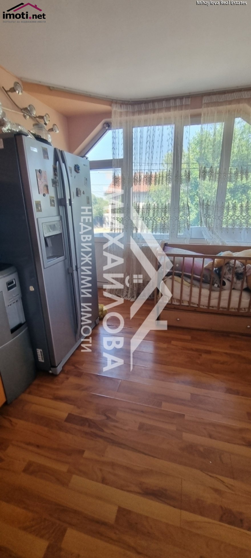 slider image