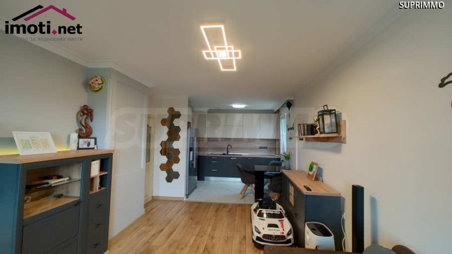 slider image
