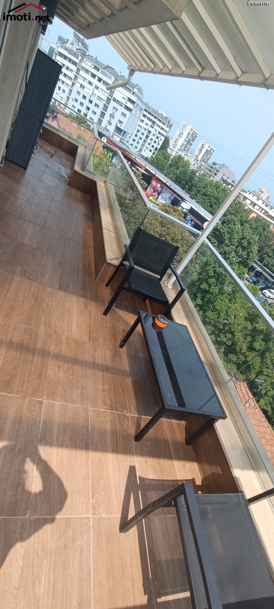 slider image