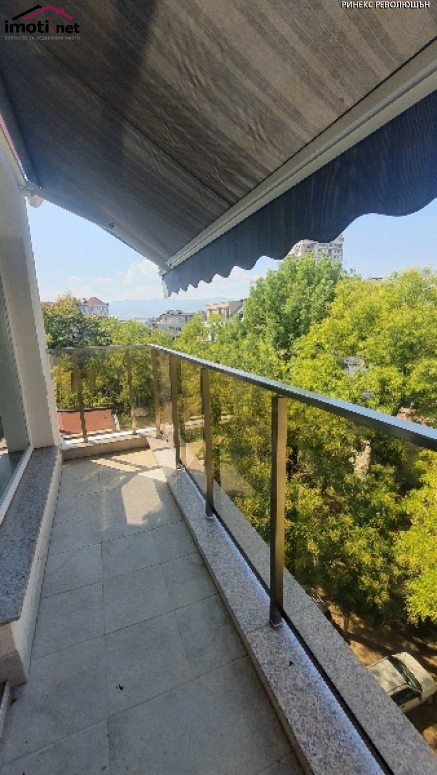 slider image